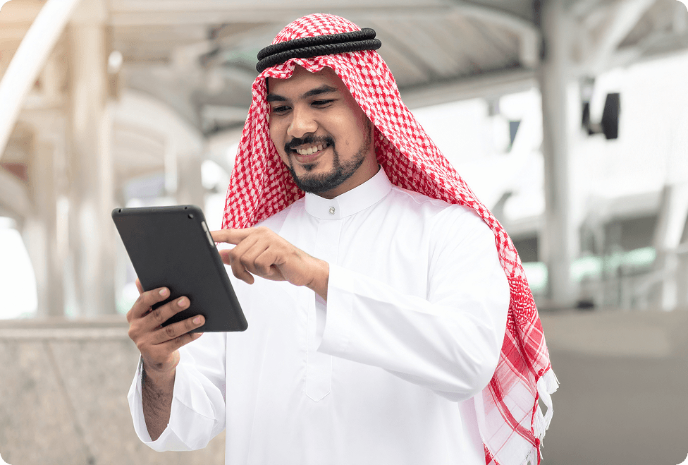 arab guy on laptop